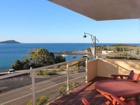 Cumbernauld #9 9 / 12 Terrigal Esp - Accommodation Bookings 6