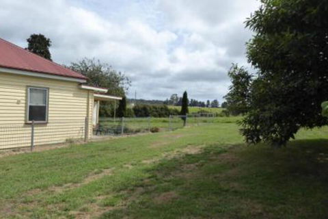 Claremont Farmhouse - Accommodation Bookings 4