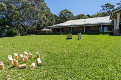 Jaspers Brush Tranquil Gardens & Stunning Views - Accommodation Bookings 3