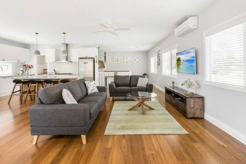 HALE KUPA Rye Beach House Spa Table Tennis - Accommodation Bookings 5