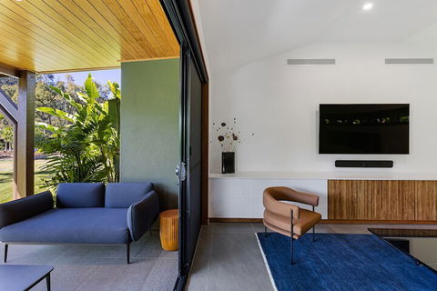 Aqua - At Funnel Bay - Accommodation Bookings 7