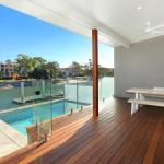 Culbara 23b Modern 5 Bedroom Townhouse On Canal With Plunge Pool Pontoon & Aircon! - Accommodation Bookings 0