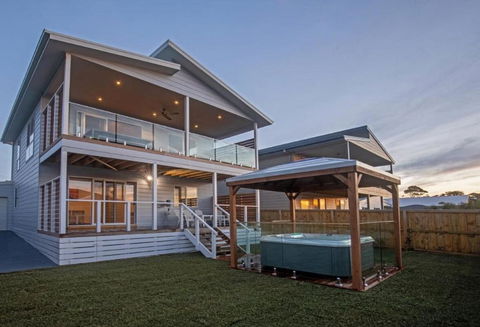 Grande Nisi Casa Cowes - Accommodation Bookings 5