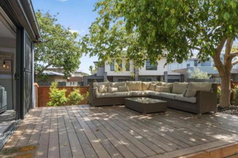 The Heart Of Cosmopolitan Mornington - Accommodation Bookings 2