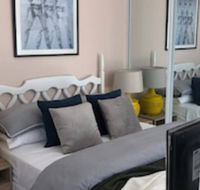 Sun-drenched 1 Bed Studio Apartment In Newtown - Accommodation Bookings