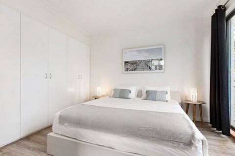 Spacious & Sunny 1 Bdrm In Surry Hills - FOV - Accommodation Bookings 4