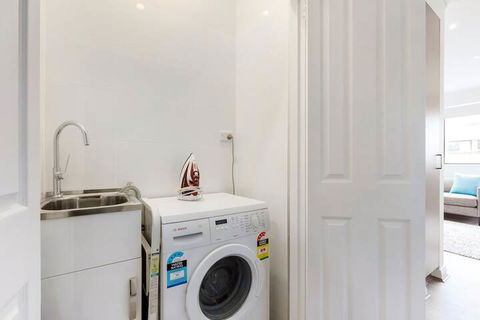 Spacious & Sunny 1 Bdrm In Surry Hills - FOV - Accommodation Bookings 7