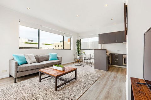 Spacious & Sunny 1 Bdrm In Surry Hills - FOV - Accommodation Bookings 6