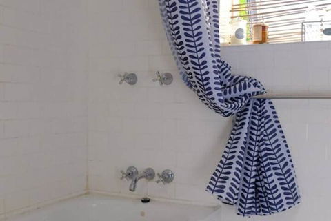 Colourful Darlinghurst Home- In Perfect Location - Accommodation Bookings 4