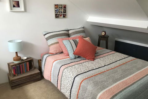 Colourful Darlinghurst Home- In Perfect Location - Accommodation Bookings 7