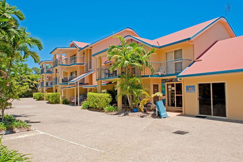 At Beach Court Holiday Villas - Accommodation Bookings 1