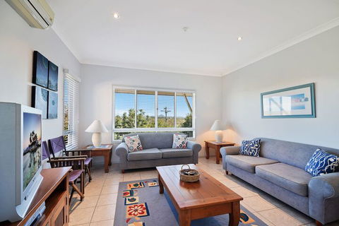 Jacana Sands 2 - 2/26 Jacana Street - Accommodation Bookings 3