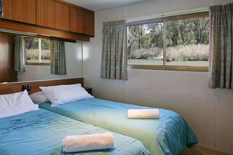 All Seasons Houseboats - Accommodation Bookings 4