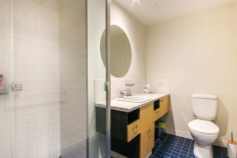 Contemporary 1BD Teneriffe - Accommodation Bookings 6