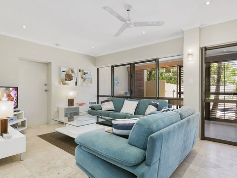 A Superb Location For Enjoying The Best Of Noosa Unit 2 / 69 Noosa Parade - Accommodation Bookings 1