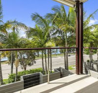 North Facing River Front Stunning Apartment Unit 2 9 Hilton Esplanade - Accommodation Bookings