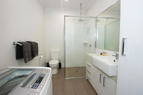 Latitude20 Searipple Rd - Accommodation Bookings 4