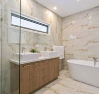 Dromana beach house for two families. - Accommodation Bookings