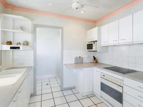 Oxley 8 At Tuncurry - Accommodation Bookings 3