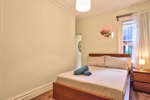 Apartment Hyde Park - Clifton - Accommodation Bookings 3