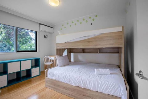 Comfy Holiday House With Pool@rosanna - Accommodation Bookings 1