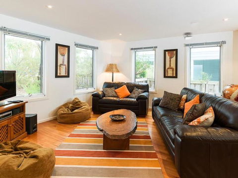 EVERGREEN BEACH HOUSE - Accommodation Bookings 4