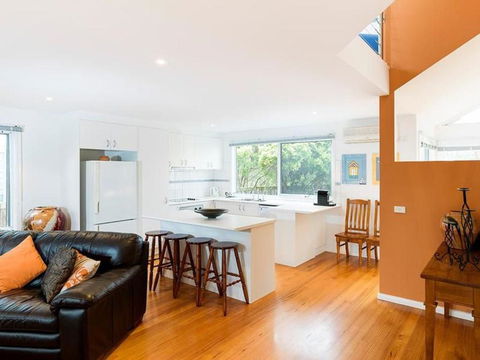 EVERGREEN BEACH HOUSE - Accommodation Bookings 3