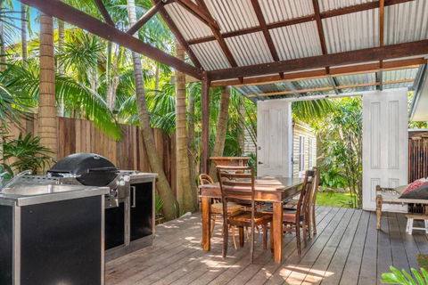 A SWEET ESCAPE Byron Surf Cottage Walk To Byron - Accommodation Bookings 2
