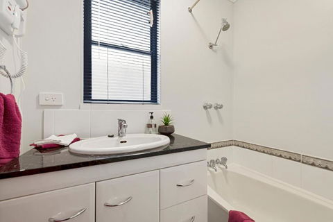 Aruba Apartments - Accommodation Bookings 4