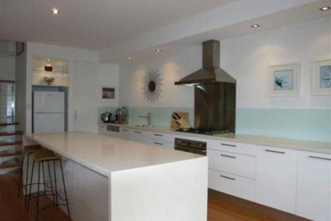 Amore - Accommodation Bookings 4
