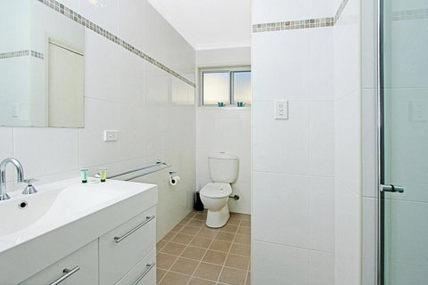 Ocean 1 / 42 Mollymook - Accommodation Bookings 2