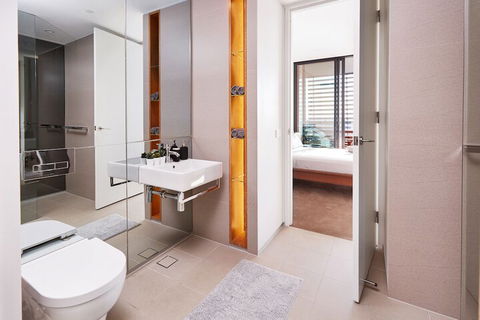 Apartment CBD - Central Park - Accommodation Bookings 2