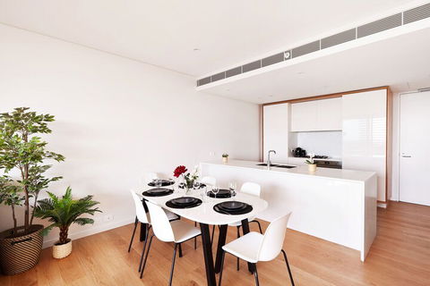 Apartment CBD - Central Park - Accommodation Bookings 6