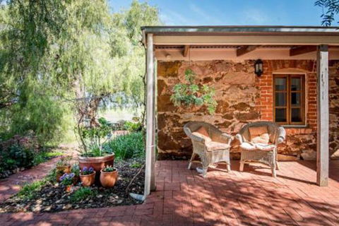 Lucys Cottage - Accommodation Bookings 0