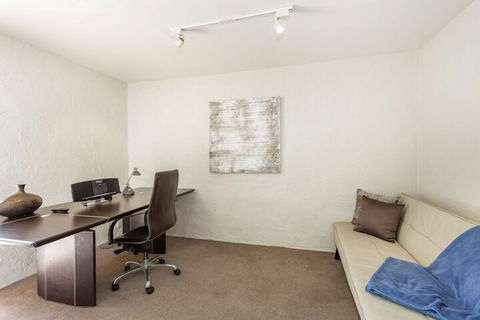 Como Mezzanine Retreat - Accommodation Bookings 3