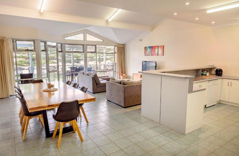 Port Lincoln Foreshore Apartments - Accommodation Bookings 5