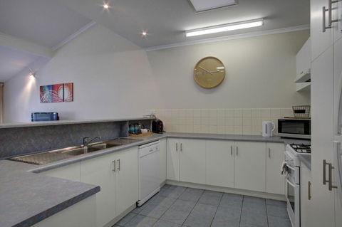 Port Lincoln Foreshore Apartments - Accommodation Bookings 6