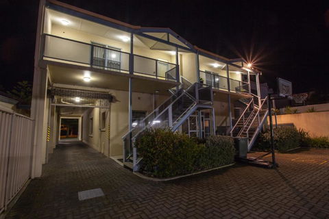 Port Lincoln Foreshore Apartments - Accommodation Bookings 2