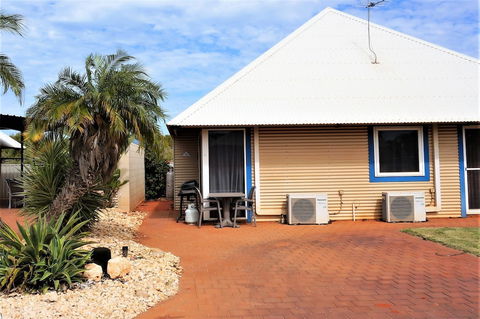 Osprey Holiday Village Unit 213 / 1 Bedroom - Accommodation Bookings 2