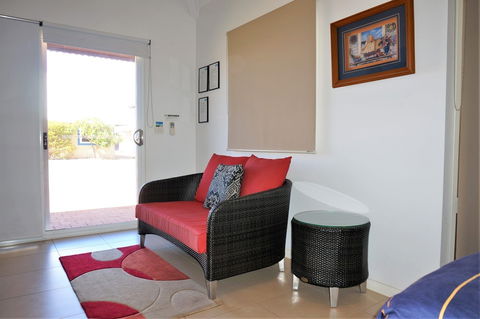 Osprey Holiday Village Unit 103 / 1 Bedroom - Accommodation Bookings 5