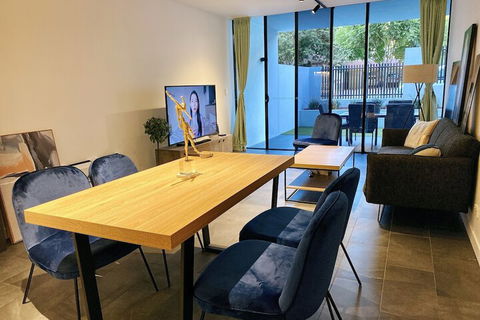 Ascot Apartments - Accommodation Bookings 1