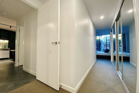 Ascot Apartments - Accommodation Bookings 7
