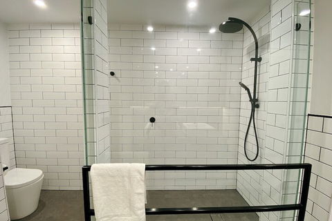 Ascot Apartments - Accommodation Bookings 4