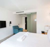 Stylish Studio With Balcony - Accommodation Bookings