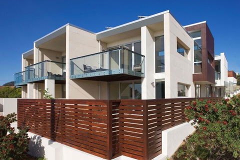 Alouarn Apartment 1 - Accommodation Bookings 1