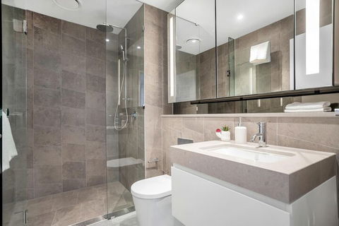I02-china Town Luxury Service Apartment - Accommodation Bookings 2