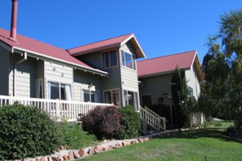 Alpine Stag Lodge Unit 2 - Accommodation Bookings 0
