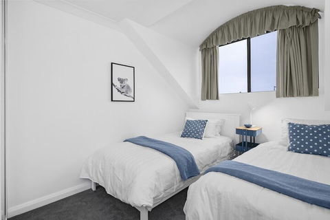 HOLT1 Crows Nest Holtermann Street - Accommodation Bookings 2