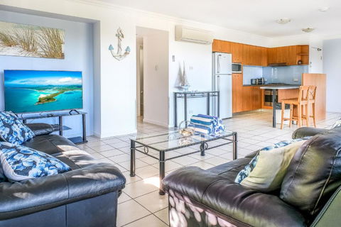 Oasis 25 Hamilton Island - Accommodation Bookings 6