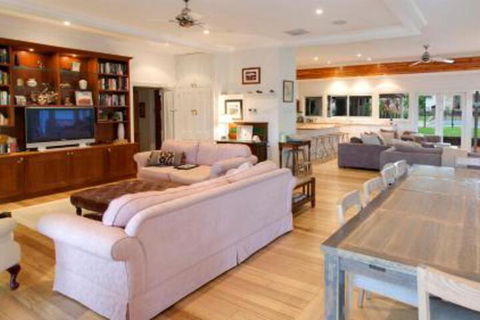 Merricks North Retreat - Accommodation Bookings 5